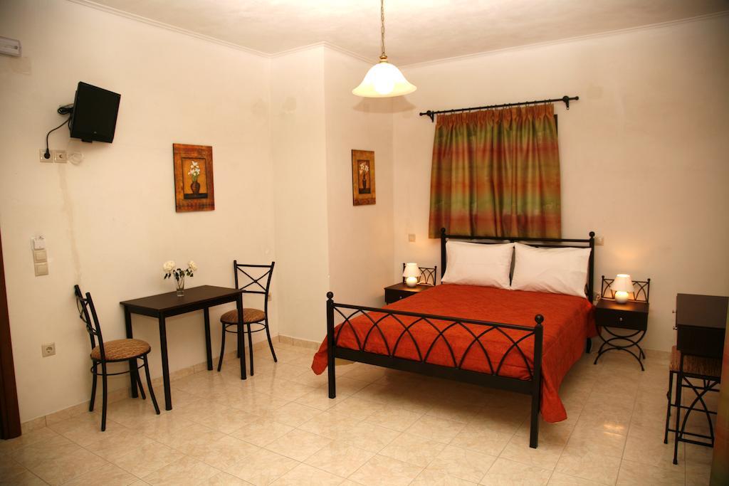 Andriani-Michalis Studios Vasilikos  Room photo